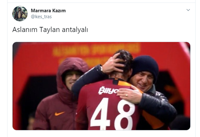 Taylan Antalyalı Galatasaray taraftarının gönlünü kaptı