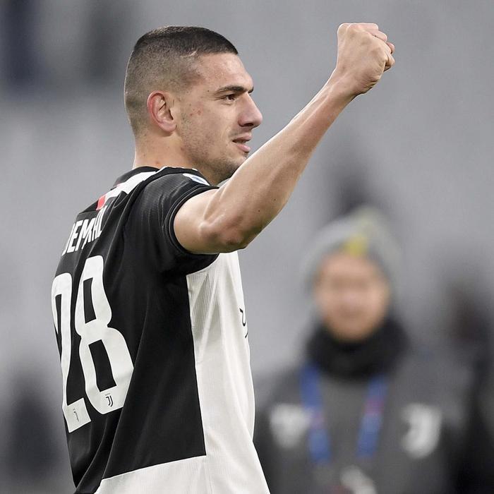 Cristiano Ronaldo golleri Merih Demiralla kutladı