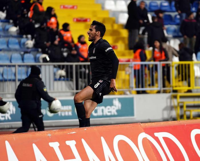 Beşiktaşlı futbolculardan büyük sevinç