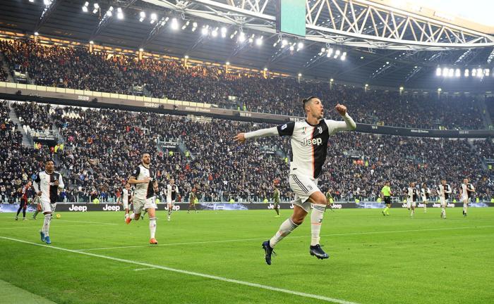 Cristiano Ronaldo golleri Merih Demiralla kutladı