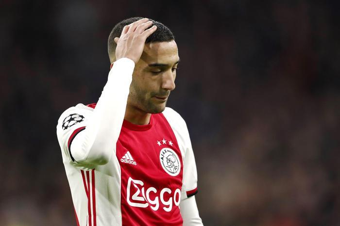Hollanda devi Ajaxa büyük şok
