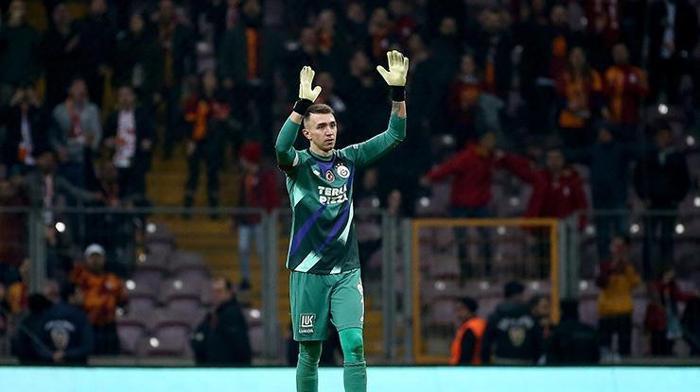 GALATASARAYDA MUSLERA ETKİSİ