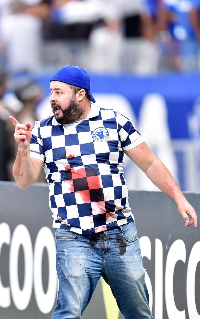 Cruzeiro küme düştü, ortalık savaş alanına döndü