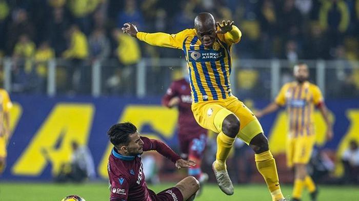 Dever Orgill / Ankaragücü / Yaş: 29 / Sözleşme bitiş: 31.05.2020