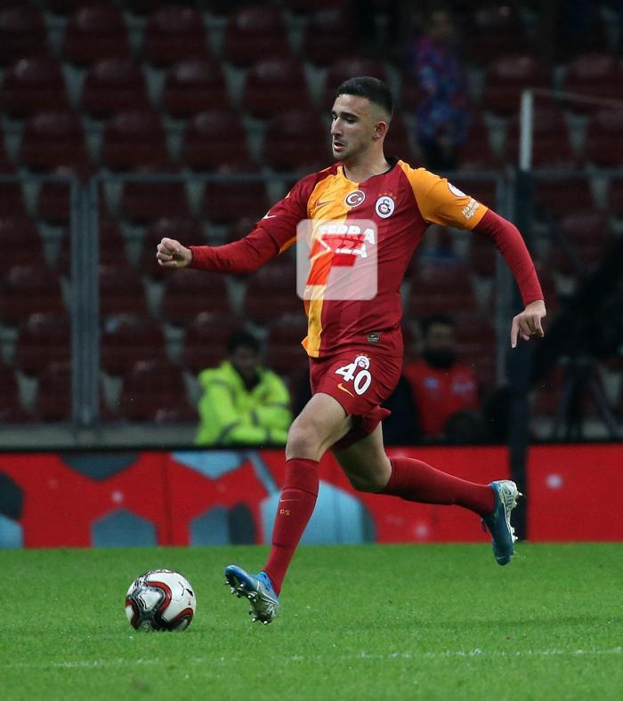 Galatasarayın genç yıldızı Emin Bayram alkış topladı