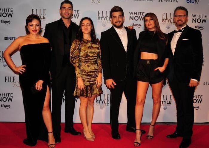 Elle Style Awards ödül töreninde şıklık yarışı