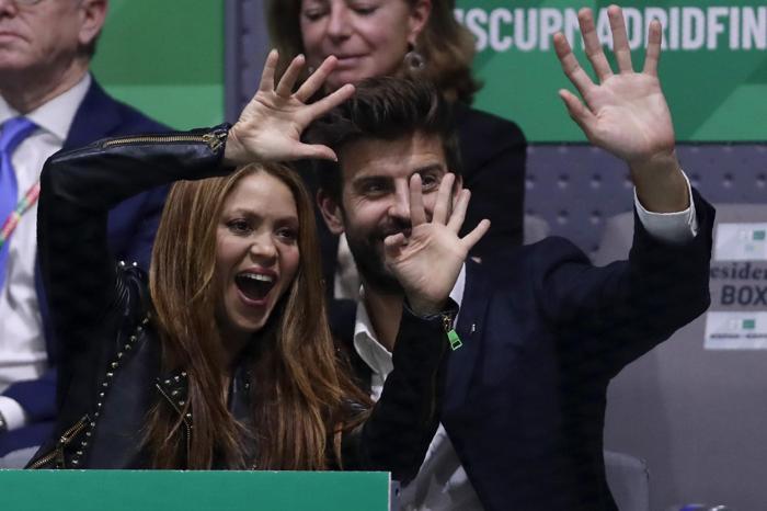 Gerard Pique - Shakira çifti ayrılık iddialarına böyle yanıt verdi