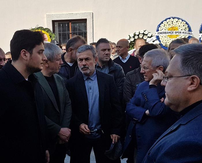 Aziz Yıldırım ve Aykut Kocaman, Nihat Çetinin cenazesinde