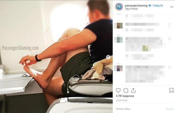 Uçakta iğrenç olay Sosyal medya yıkıldı
