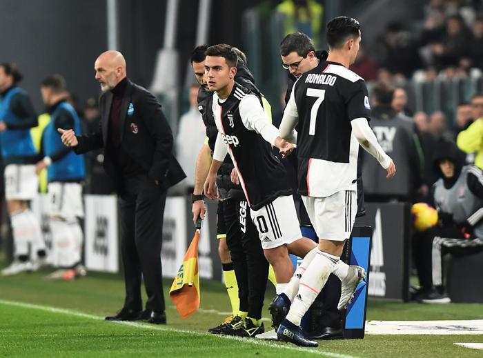 Maurizio Sarri Cristiano Ronaldoyu oyundan aldı Yıldız oyuncu sinirlendi