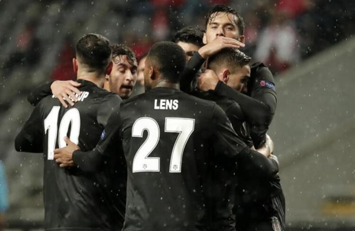 Beşiktaşta ayrılık operasyonu 2 sürpriz futbolcu...