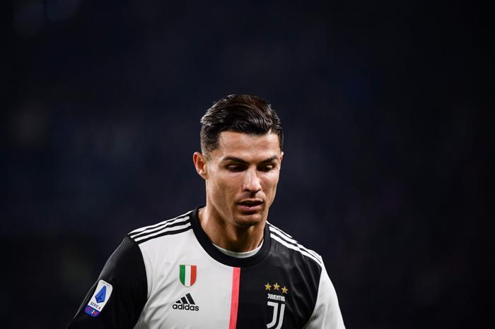 Maurizio Sarri Cristiano Ronaldoyu oyundan aldı Yıldız oyuncu sinirlendi
