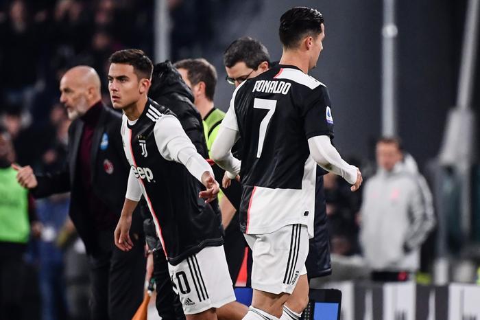 Maurizio Sarri Cristiano Ronaldoyu oyundan aldı Yıldız oyuncu sinirlendi