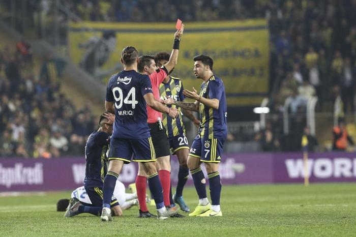 Fanatik yazarları Fenerbahçe - Kasımpaşa maçını yorumladı