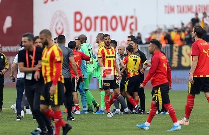 Son dakika | Göztepe - Yeni Malatyaspor maçı sonrası saha karıştı