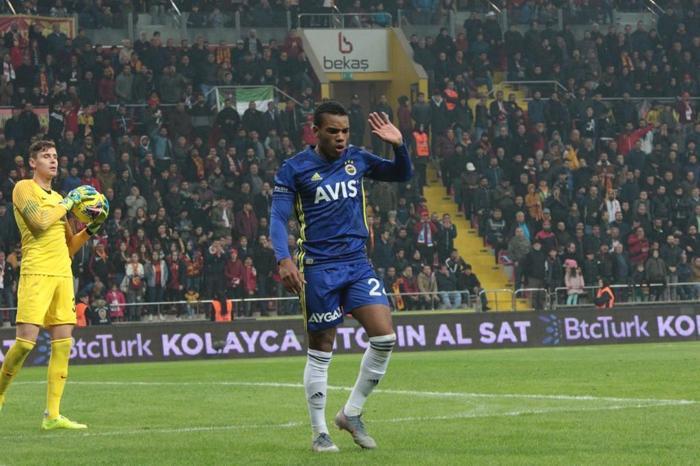 Gecenin sorusu (Mehmet Demirkol)