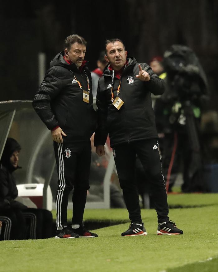 Fanatik yazarlarının Braga - Beşiktaş maçı yorumları