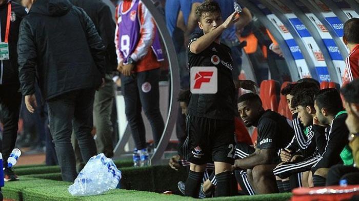 FLAŞ Abdullah Avcının kararı Adem Ljajici çıldırttı