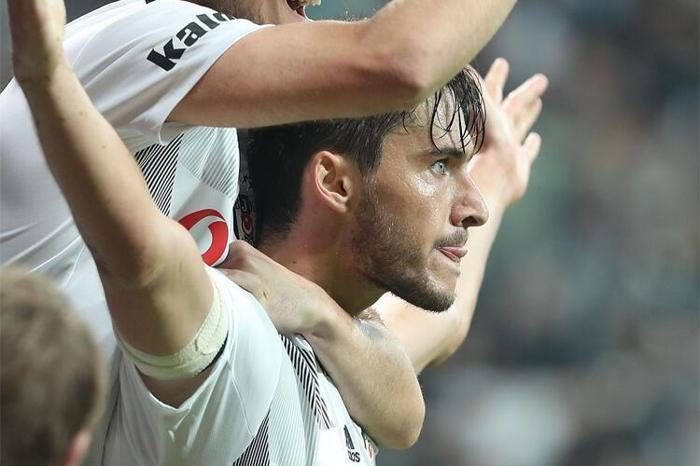 Umut Nayirin sıra dışı hikayesi Hukuk bilgisi hayatını değiştirdi