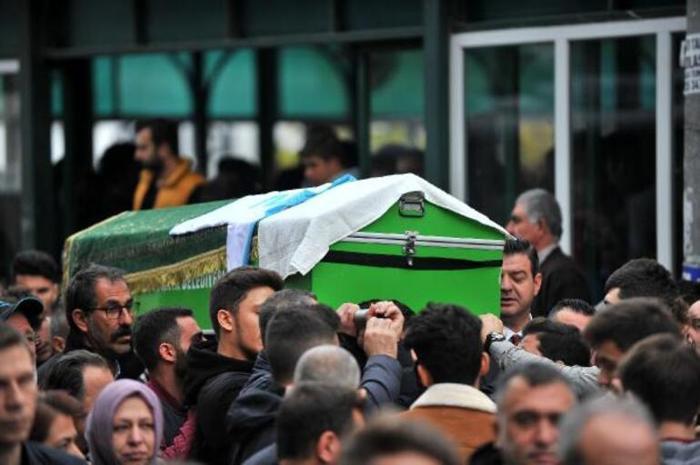 Formasıyla uğurlandı