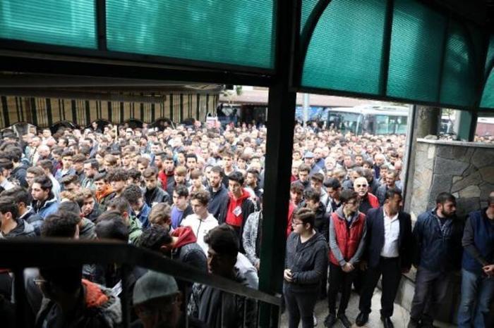 Formasıyla uğurlandı
