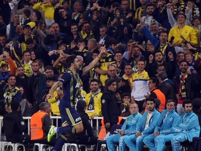 Ozan Tufan Konyaspor maçına damga vurdu Golü atıp...
