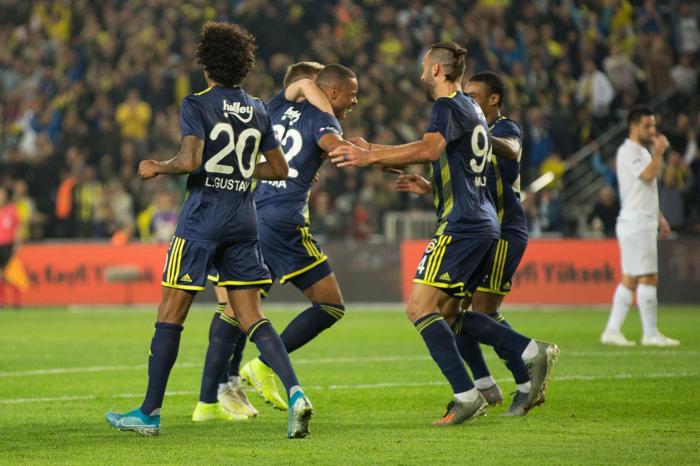 Fanatik yazarlarının Fenerbahçe - Konyaspor maçı yorumları