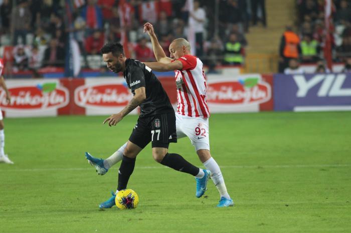 Fanatik yazarlarının Antalyaspor - Beşiktaş maçı yorumları