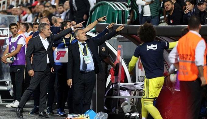 Ersun Yanalla taraftarlar arasında gerginlik
