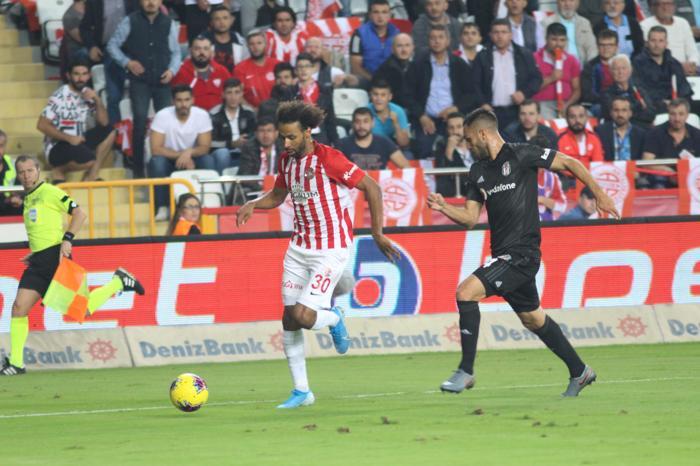 Fanatik yazarlarının Antalyaspor - Beşiktaş maçı yorumları