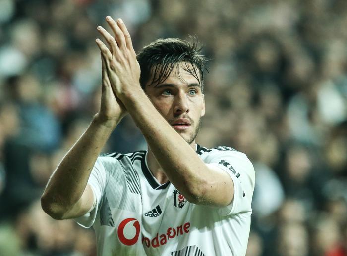 Fanatik yazarlarının Beşiktaş - Galatasaray maçı yorumları