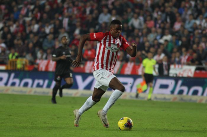 Fanatik yazarlarının Antalyaspor - Beşiktaş maçı yorumları