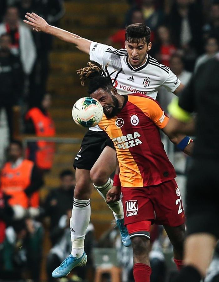 Kısa mesaj (Cem Dizdar)