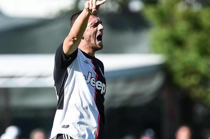 Kaçan balık büyük oldu Merih Demiral - Fenerbahçe...