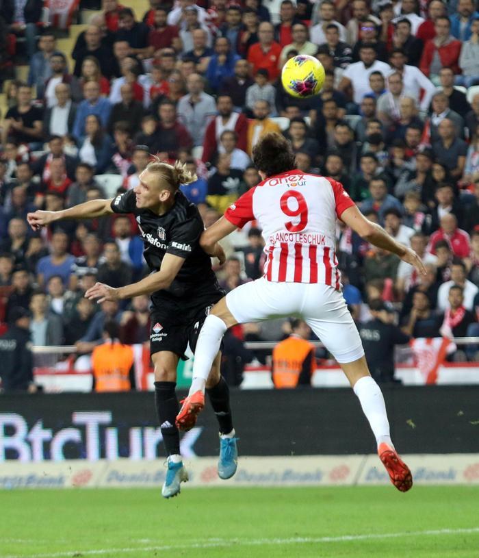 Fanatik yazarlarının Antalyaspor - Beşiktaş maçı yorumları