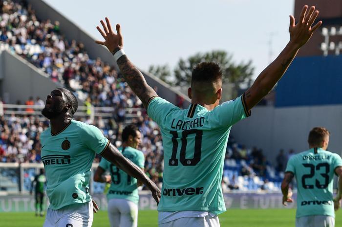 Sassuolo-Inter maçında paraşütçü sürprizi