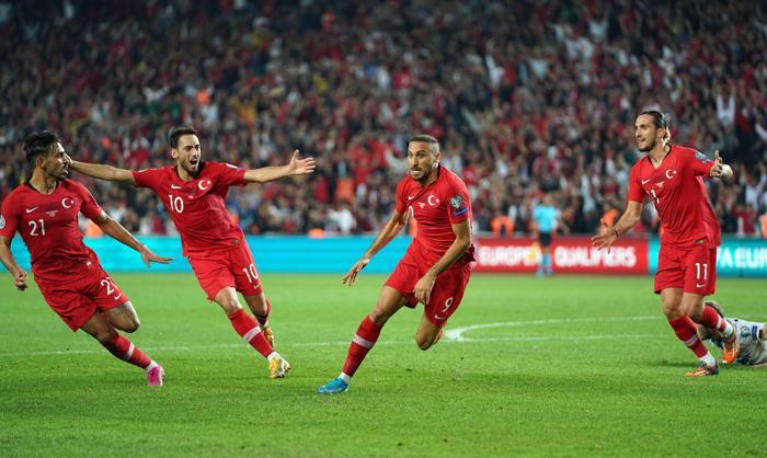 Cenk Tosunun golü hayat verdi