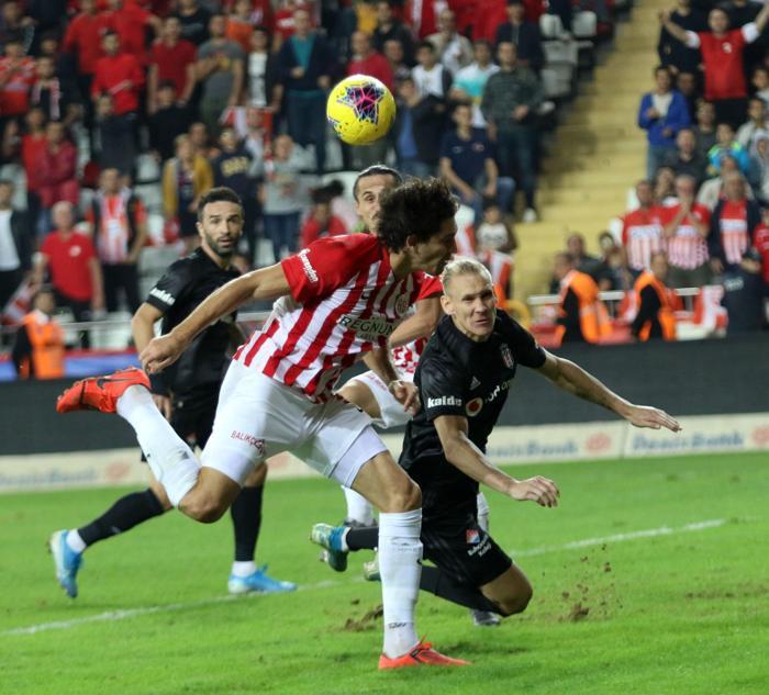 Fanatik yazarlarının Antalyaspor - Beşiktaş maçı yorumları