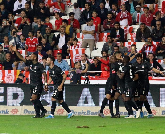 Fanatik yazarlarının Antalyaspor - Beşiktaş maçı yorumları