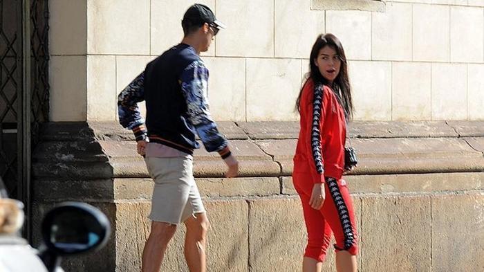 Cristiano Ronaldo ve Georgina Rodriguezi böyle yakaladılar