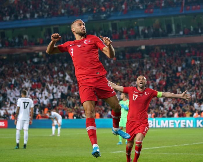 Cenk Tosunun golü hayat verdi