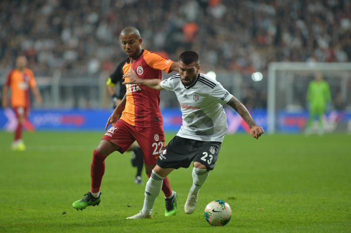 Var bi tuhaflık (Oğuz Dizer)