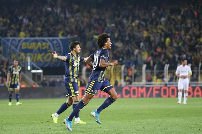 Fanatik yazarlarının Fenerbahçe - Konyaspor maçı yorumları