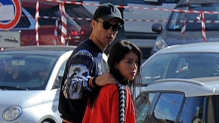 Cristiano Ronaldo ve Georgina Rodriguezi böyle yakaladılar