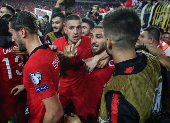 Cenk Tosunun golü hayat verdi
