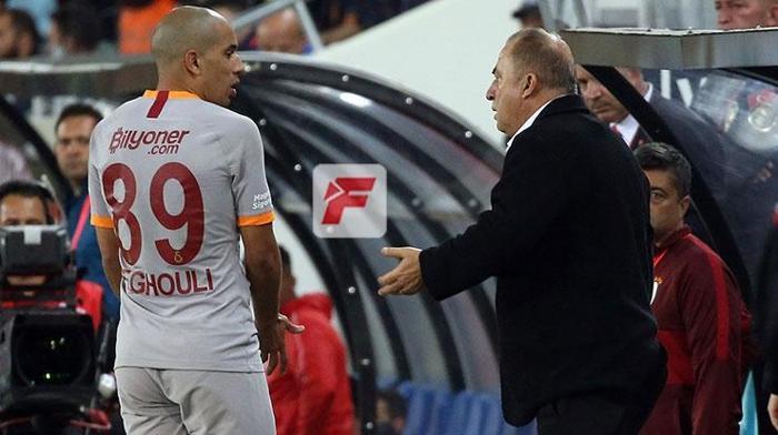 Galatasarayda hareketli dakikalar Fatih Terim ve Feghouli...