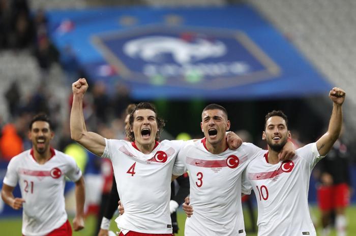 Fanatik yazarlarının Fransa - Türkiye maçı yorumları