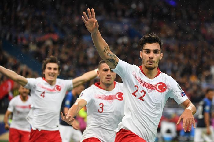 Fanatik yazarlarının Fransa - Türkiye maçı yorumları