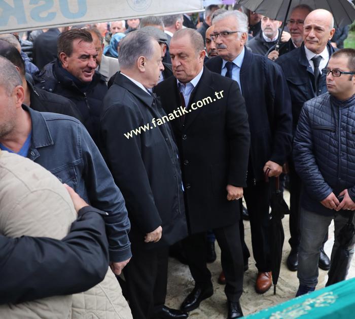 Mustafa Cengiz ve Fatih Terim cenazede bir araya geldi