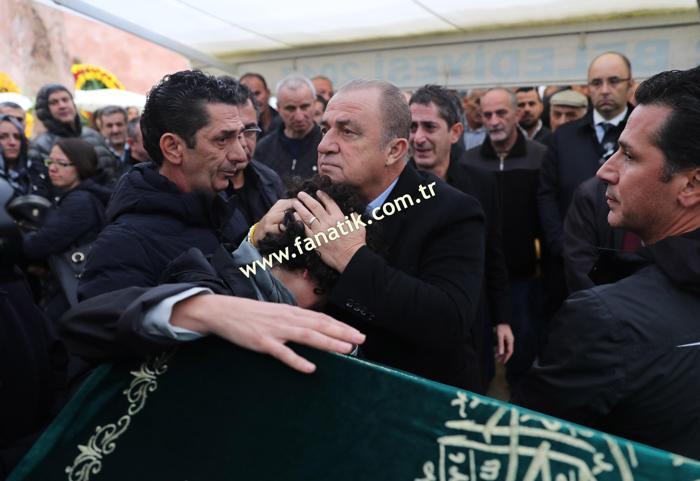 Mustafa Cengiz ve Fatih Terim cenazede bir araya geldi